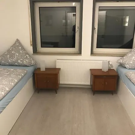 Apartamento Haus Astenblick In Winterberg Wanderveranstaltungen, Firmen-Familienfeiern Bis 35 P