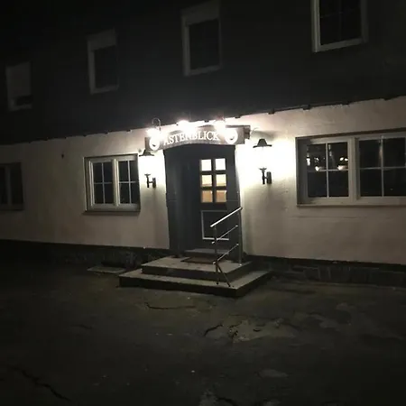 Haus Astenblick In Winterberg Wanderveranstaltungen, Firmen-Familienfeiern Bis 35 P * Winterberg