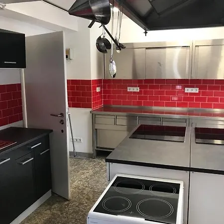 Haus Astenblick In Fuer Bis Zu 35 Personen Fuer Wanderveranstaltungen Und Familienfeiern ווינטרברג