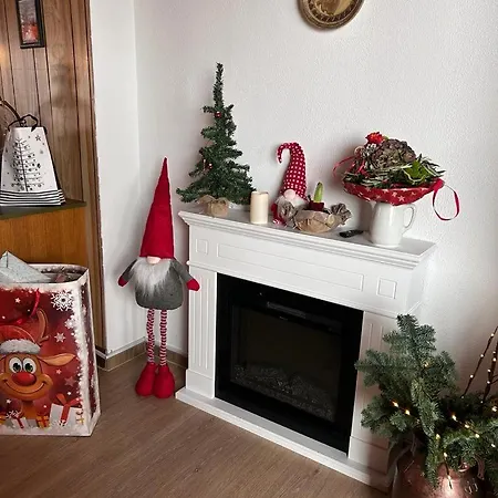 Haus Astenblick In Winterberg Wanderveranstaltungen, Firmen-Familienfeiern Bis 35 P Apartamento *