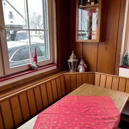 Apartamento Haus Astenblick In Winterberg Wanderveranstaltungen, Firmen-Familienfeiern Bis 35 P Winterberg