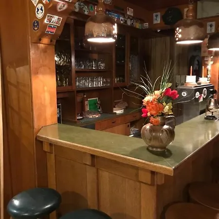 Haus Astenblick In Fuer Bis Zu 35 Personen Fuer Wanderveranstaltungen Und Familienfeiern