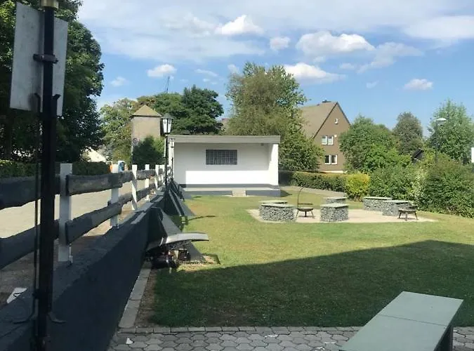 Apartment Haus Astenblick In Fuer Bis Zu 35 Personen Fuer Wanderveranstaltungen Und Familienfeiern Winterberg