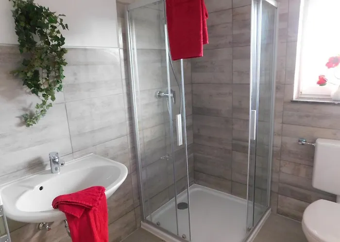 Haus Astenblick In Für Bis Zu 35 Personen Für Wanderveranstaltungen Und Familienfeiern Apartamento *