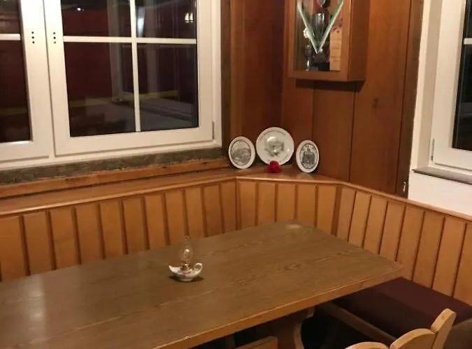 Apartamento Haus Astenblick In Für Bis Zu 35 Personen Für Wanderveranstaltungen Und Familienfeiern Winterberg